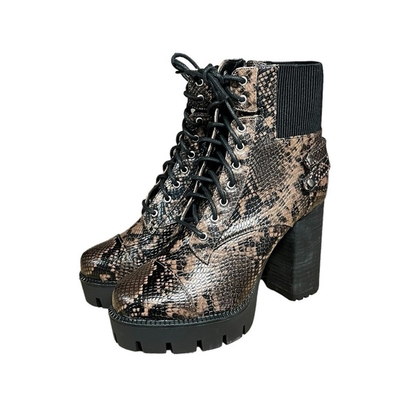 🌻NEW Charles by Charles David Wyatt Animal Print Lace-Up Ankle Boots Size 7.5 - Picture 7 of 15